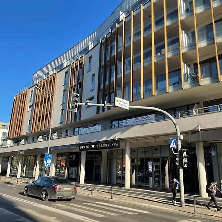 Apartman Garbary 100 White Apartment, Free Parking, Self Check-in 24h, Air-conditioning Poznań