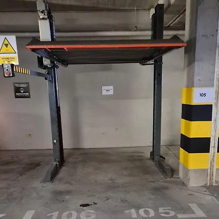 Apartman Garbary 100 White Apartment, Free Parking, Self Check-in 24h, Air-conditioning Poznań